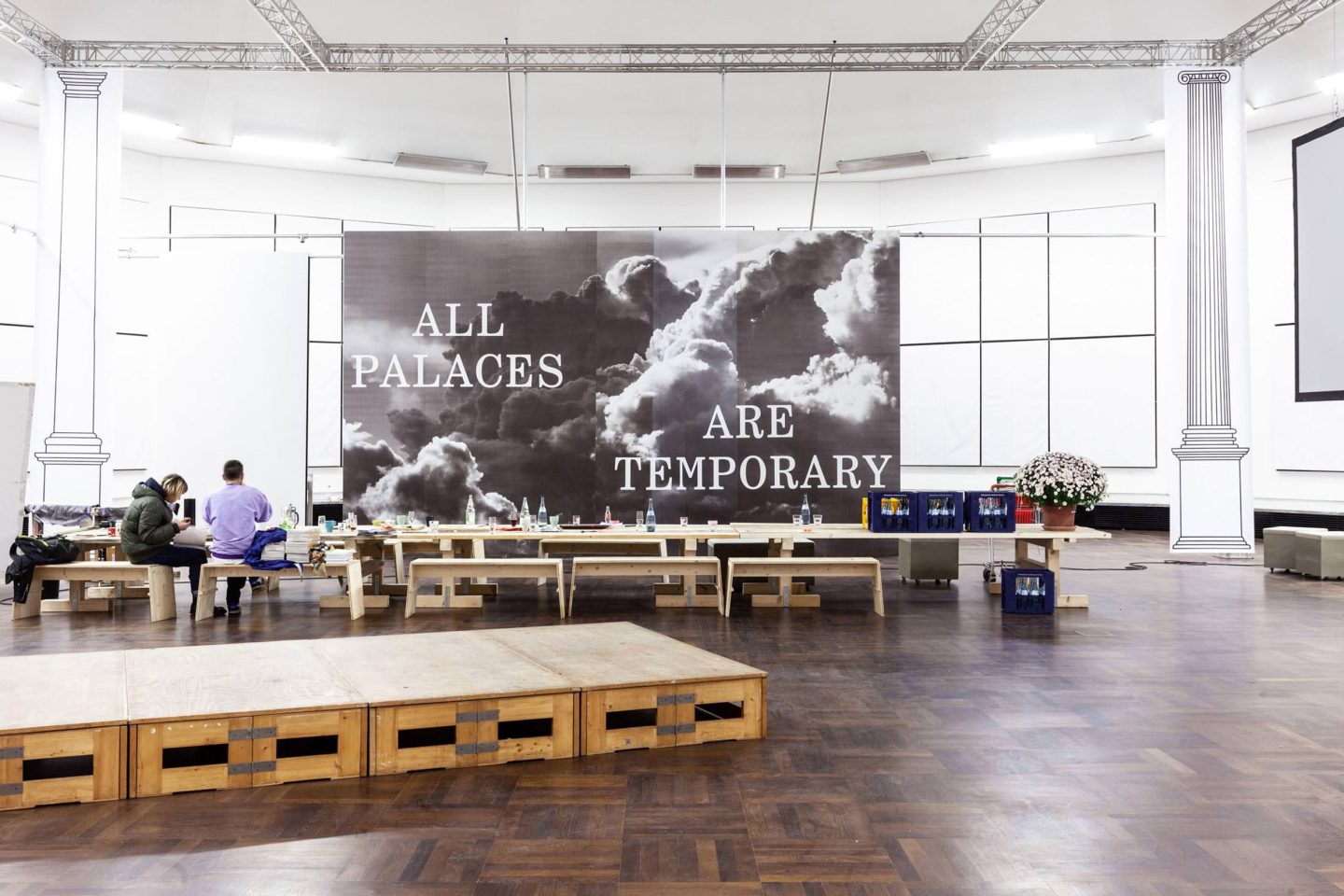 The entrance hall was used for many different purposes, from dining to presenting, to working, to discussing